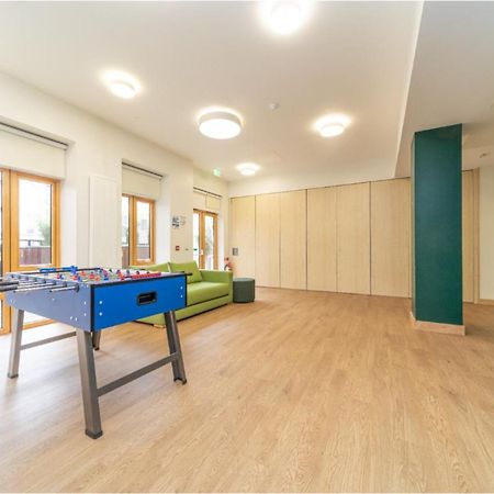 Joivy Affordable 3,4,5 And 12 Bed Private Flats Next To Royal Mile (Adults Only) Daire Edinburgh Dış mekan fotoğraf