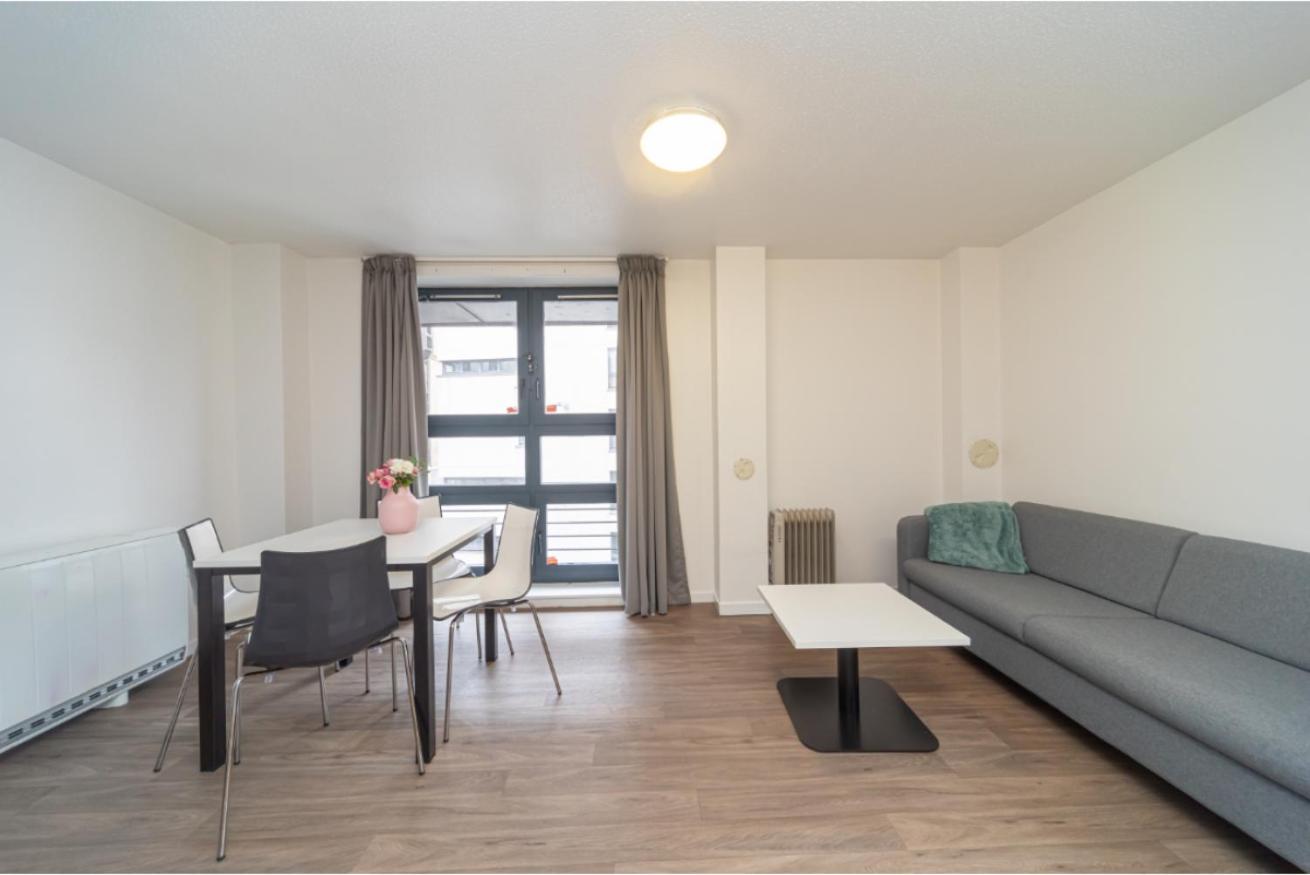Joivy Affordable 3,4,5 And 12 Bed Private Flats Next To Royal Mile (Adults Only) Daire Edinburgh Dış mekan fotoğraf