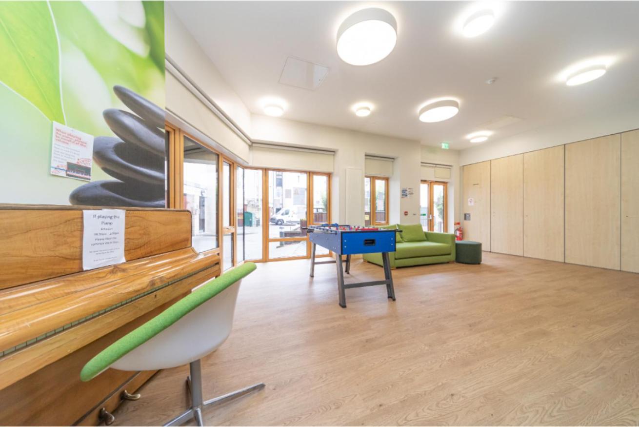 Joivy Affordable 3,4,5 And 12 Bed Private Flats Next To Royal Mile (Adults Only) Daire Edinburgh Dış mekan fotoğraf