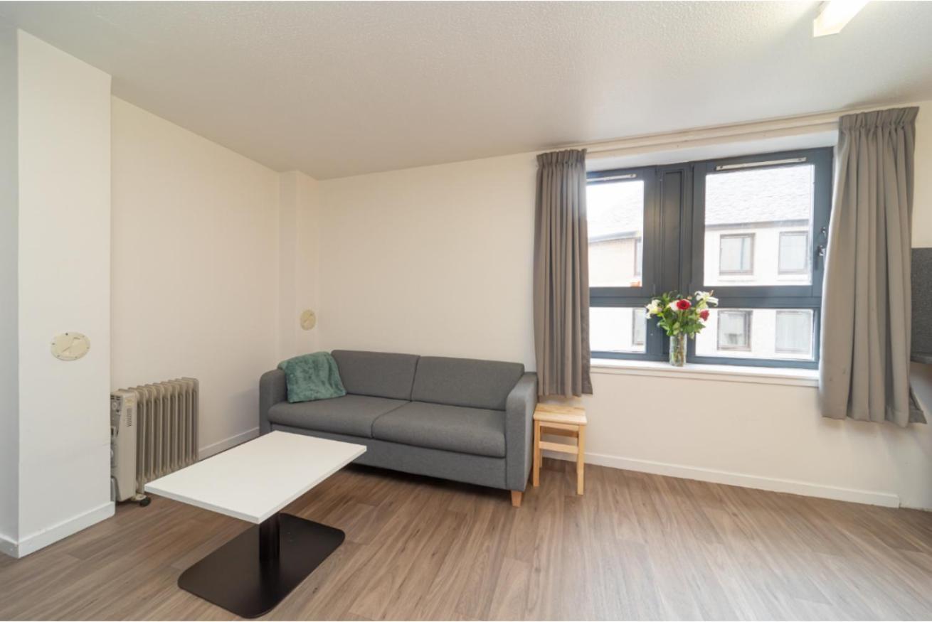 Joivy Affordable 3,4,5 And 12 Bed Private Flats Next To Royal Mile (Adults Only) Daire Edinburgh Dış mekan fotoğraf